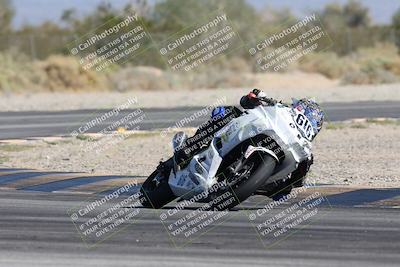 media/Nov-01-2025-CVMA (Sat) [[fc0f7531b8]]/Race 4-500-400-350 Supersport/